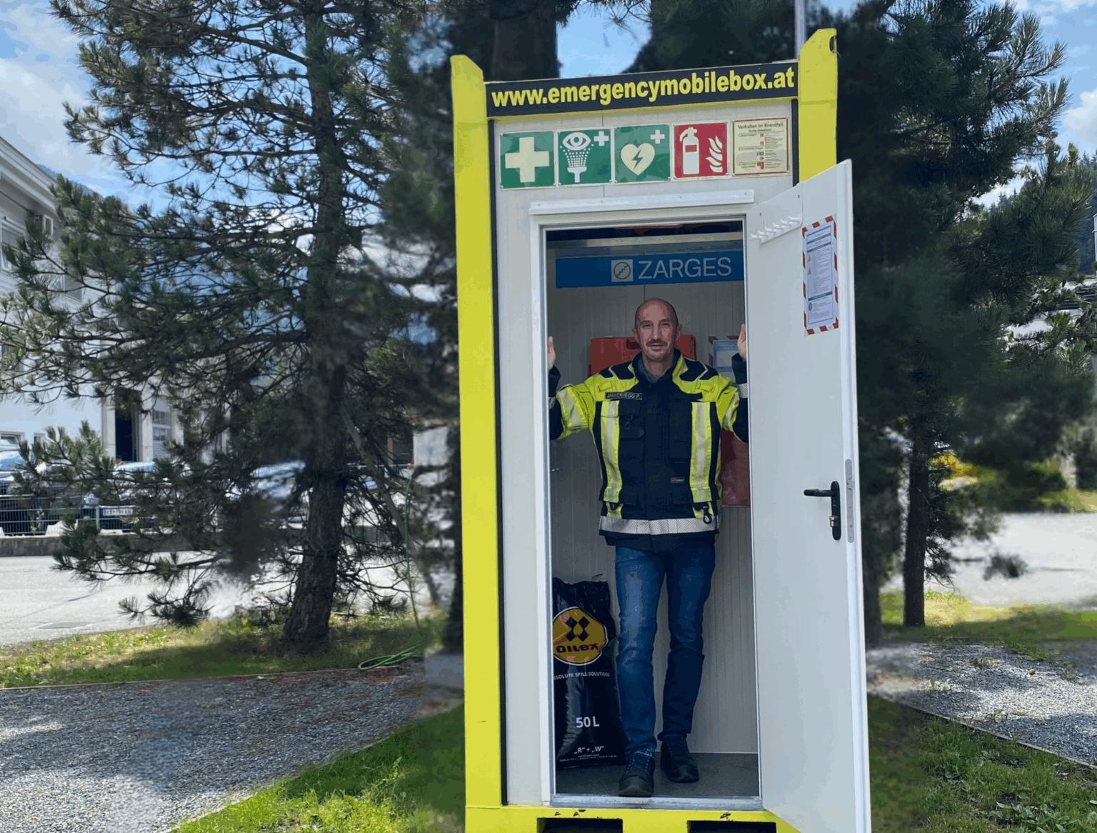 Die Emergencybox am ArcheNEO Gelände